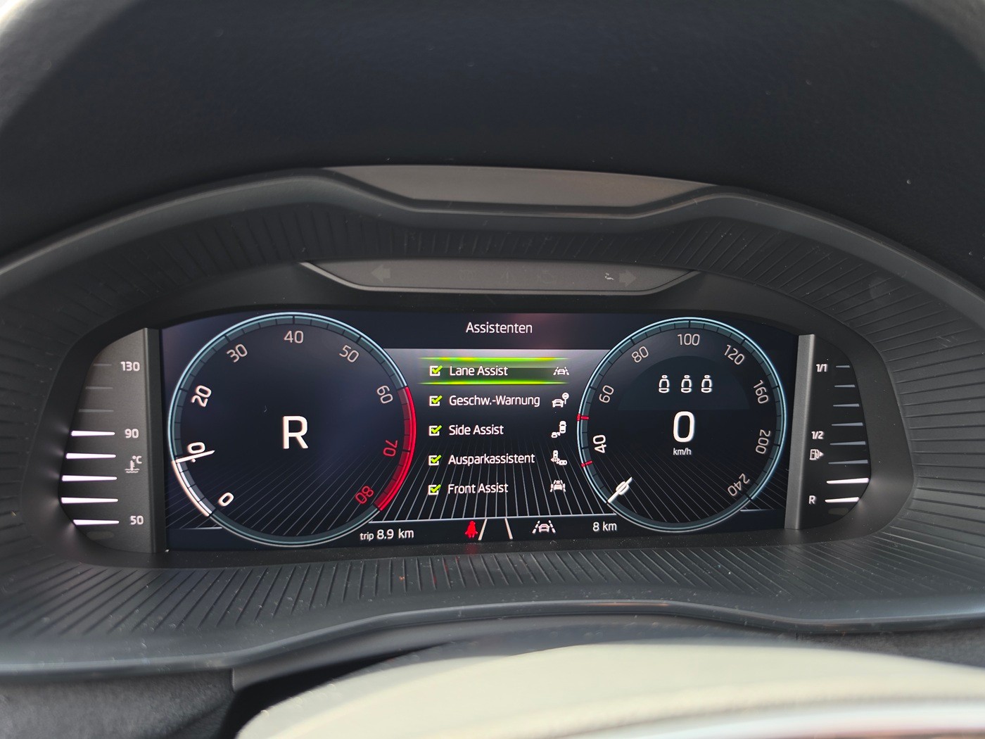 SKODA Kamiq 1.0 TSI Dynamic DSG-image-18
