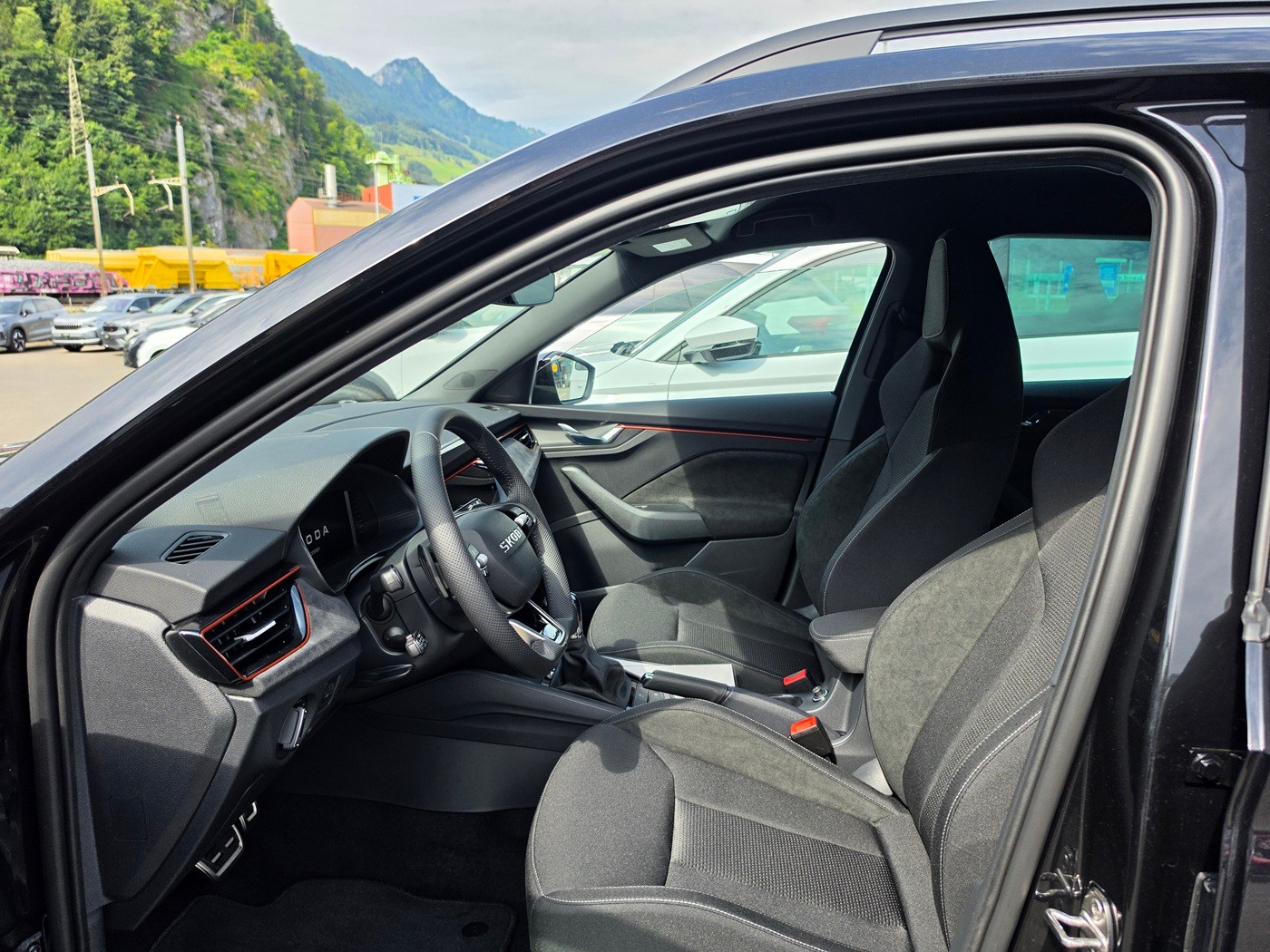 SKODA Kamiq 1.0 TSI Dynamic DSG-image-7
