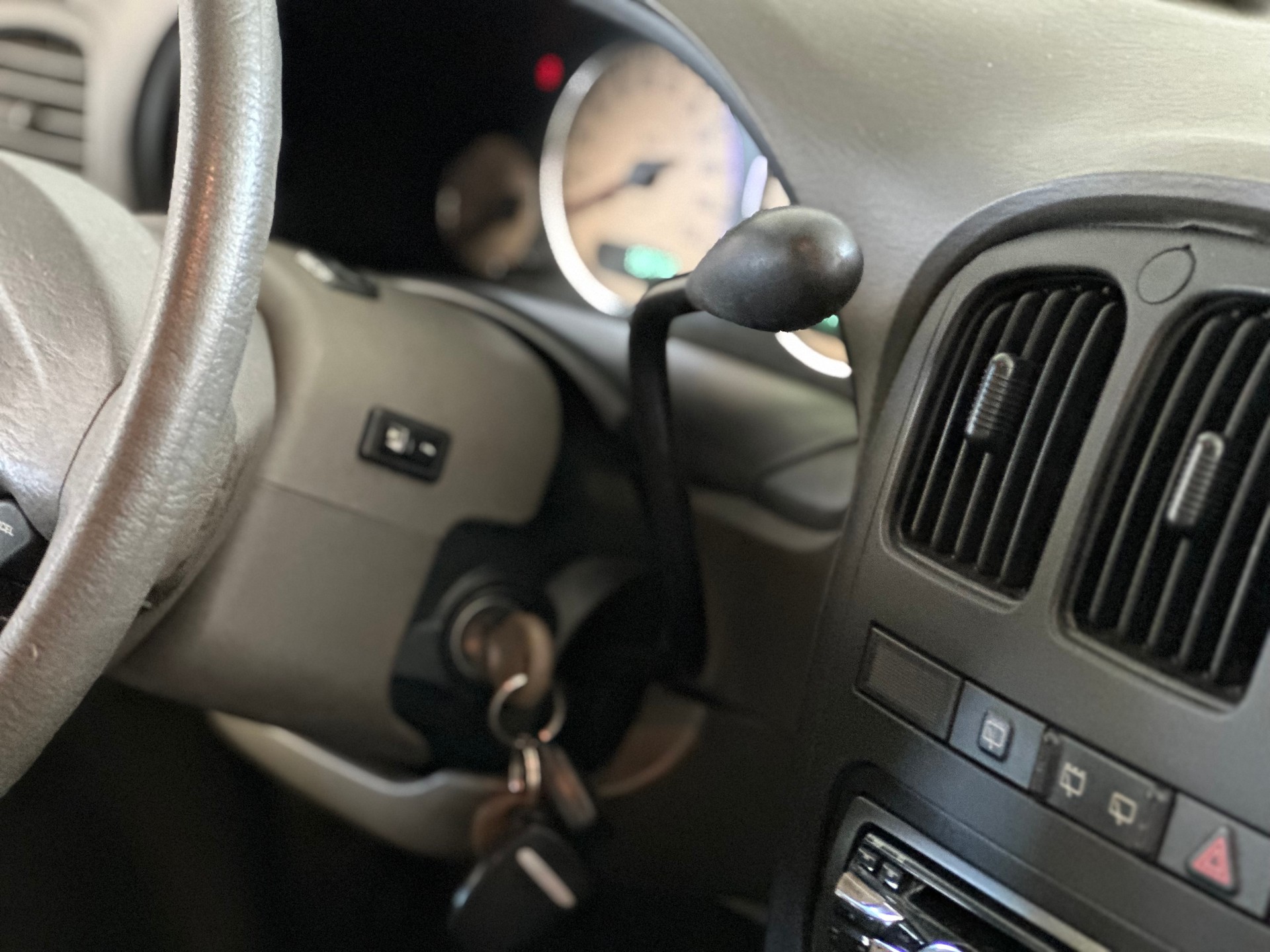 CHRYSLER Voyager 2.8 CRD SE Swiss Edition PLUS Automatic-image-15