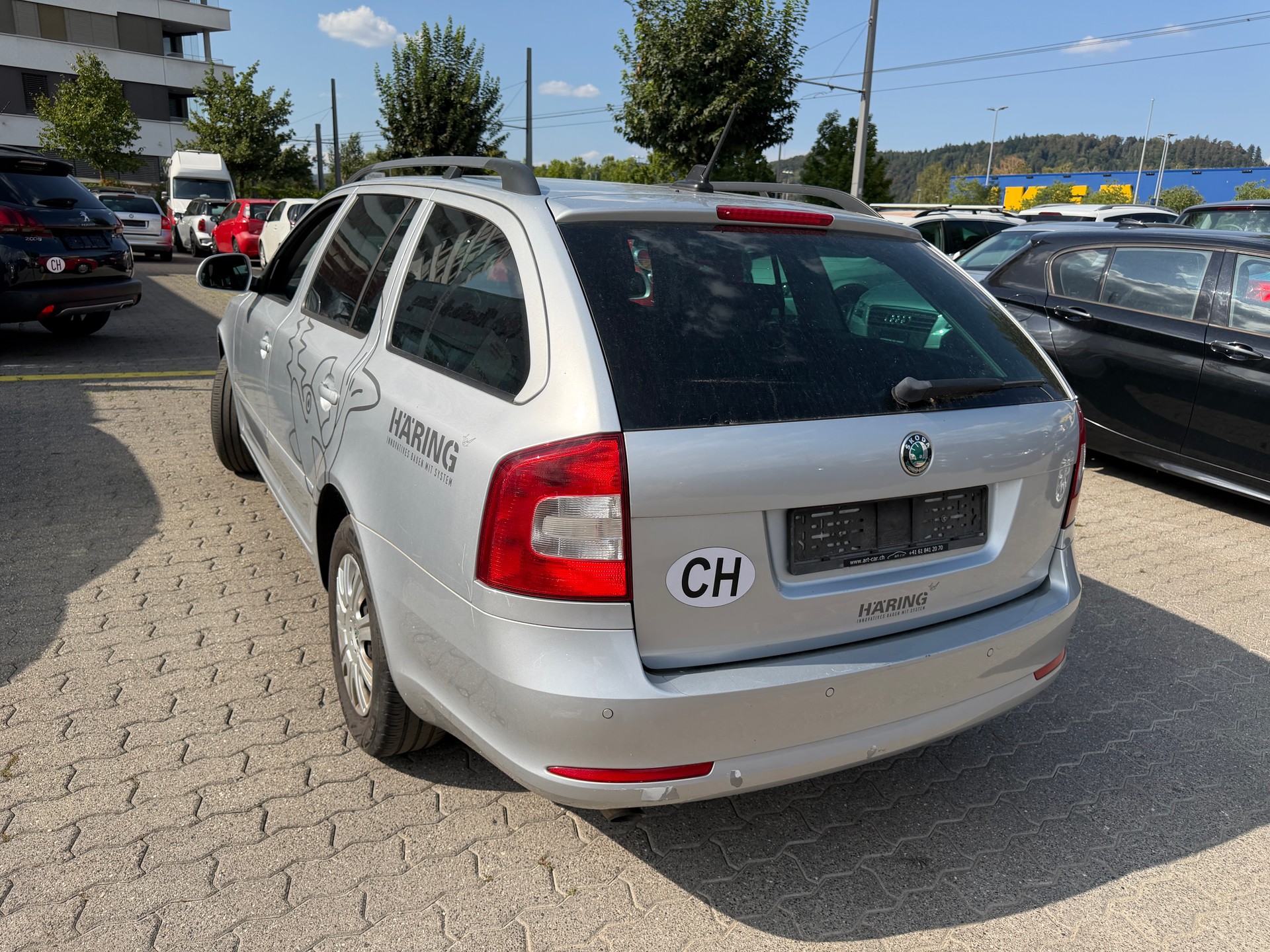 SKODA Octavia Combi 1.6 TDI Elegance-image-5