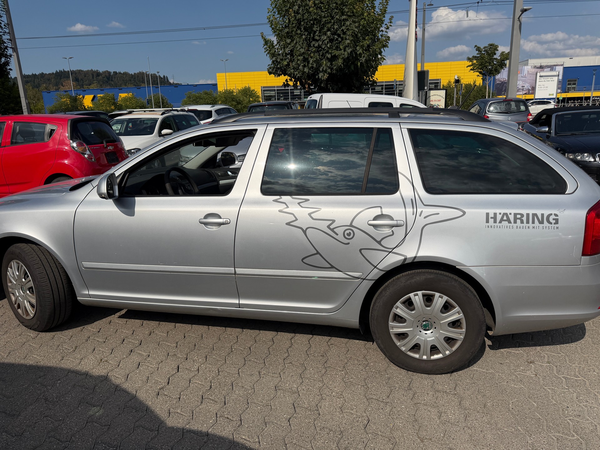 SKODA Octavia Combi 1.6 TDI Elegance-image-3