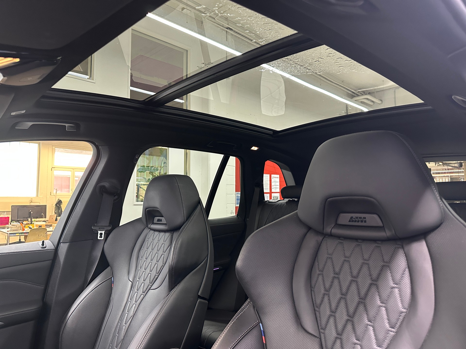BMW X5 xDrive 48V 40d M Sport Steptronic-image-12
