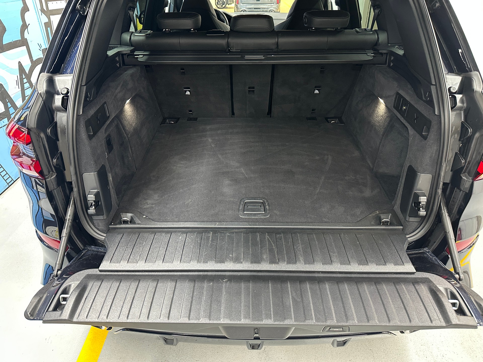 BMW X5 xDrive 48V 40d M Sport Steptronic-image-5
