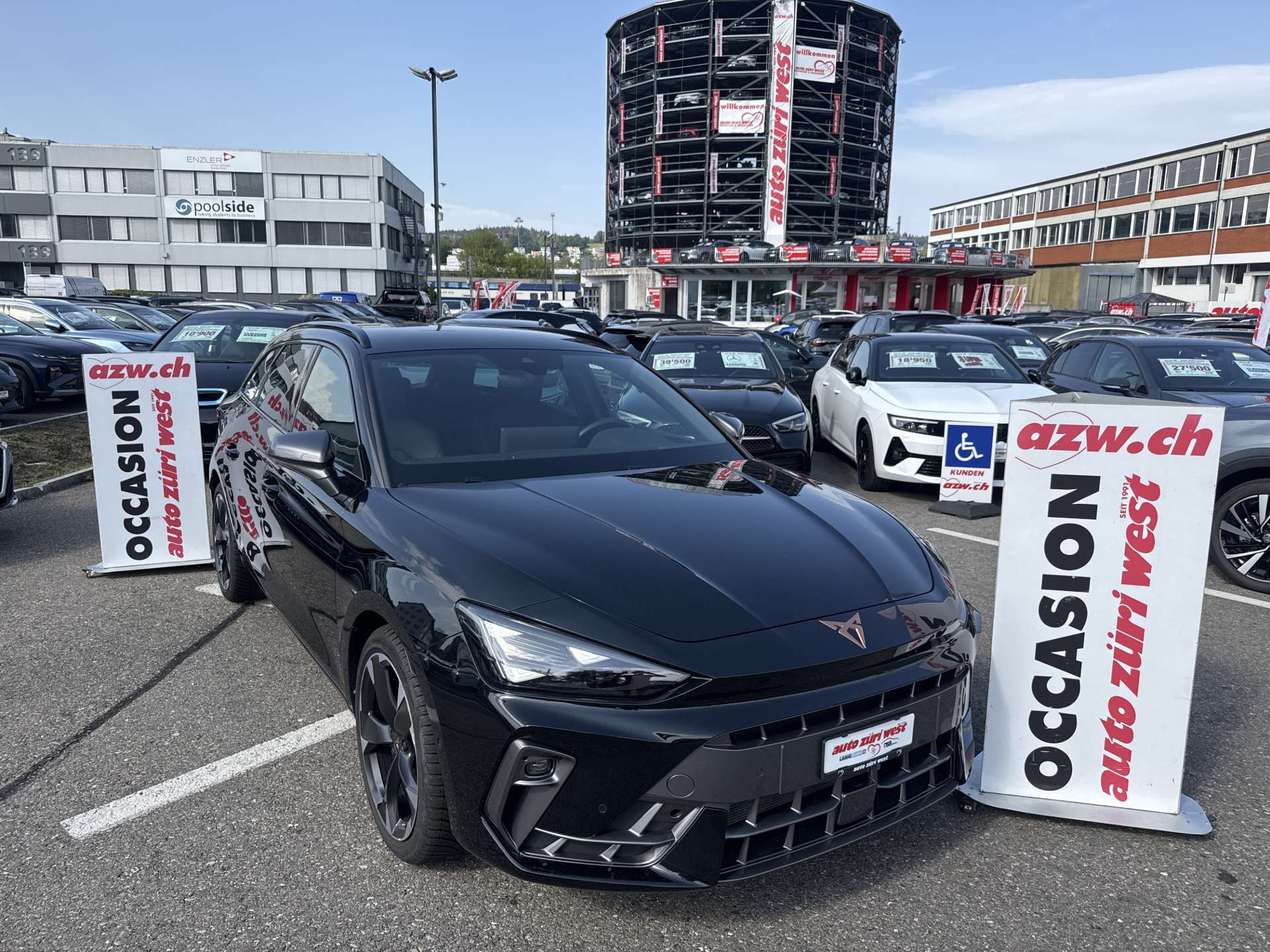 CUPRA LEON ST 1.5 eTSI DSG-Automat-image-0