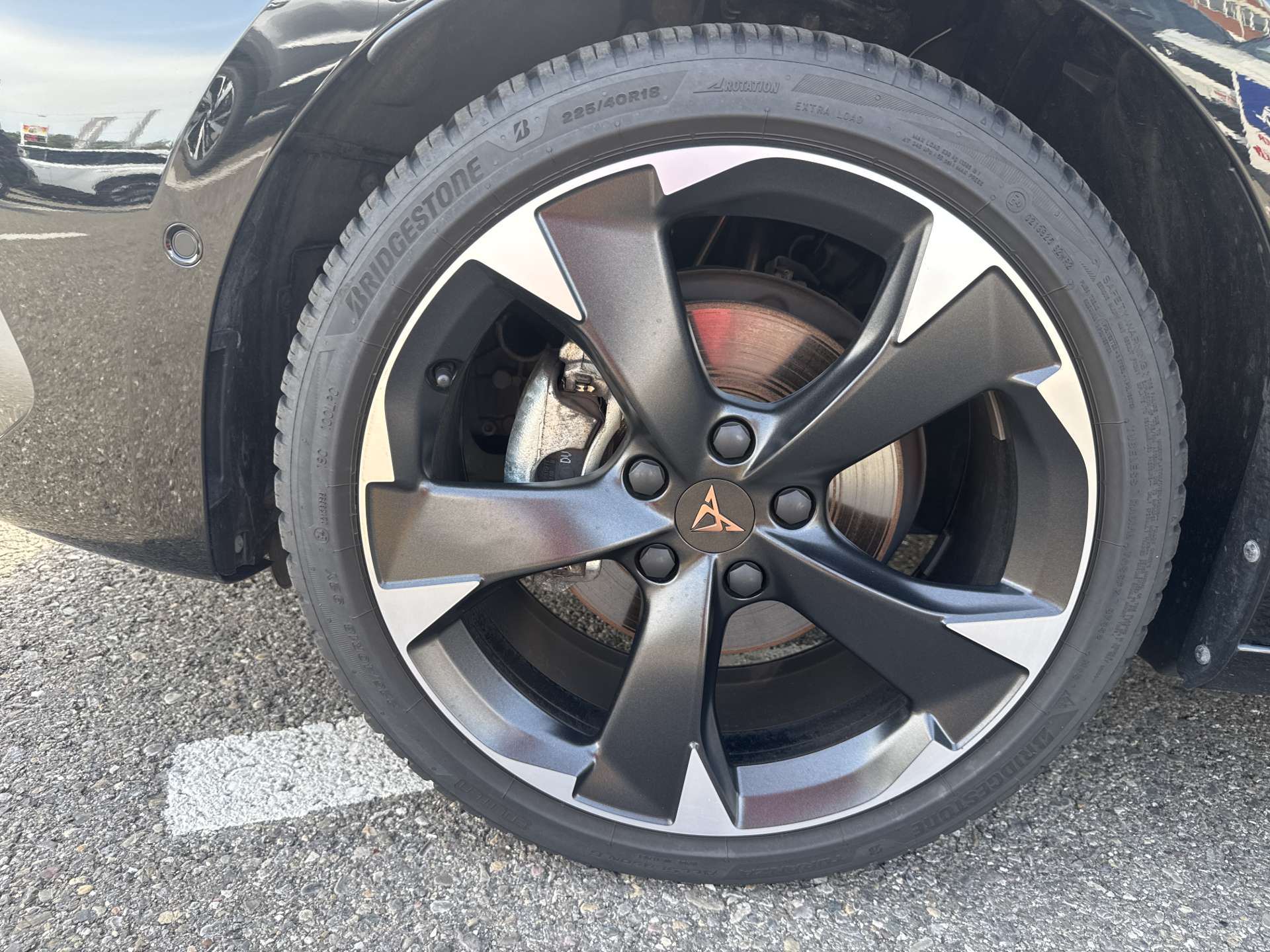 CUPRA LEON ST 1.5 eTSI DSG-Automat-image-8