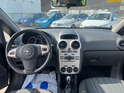OPEL Corsa 1.4 TP Sport-image-9