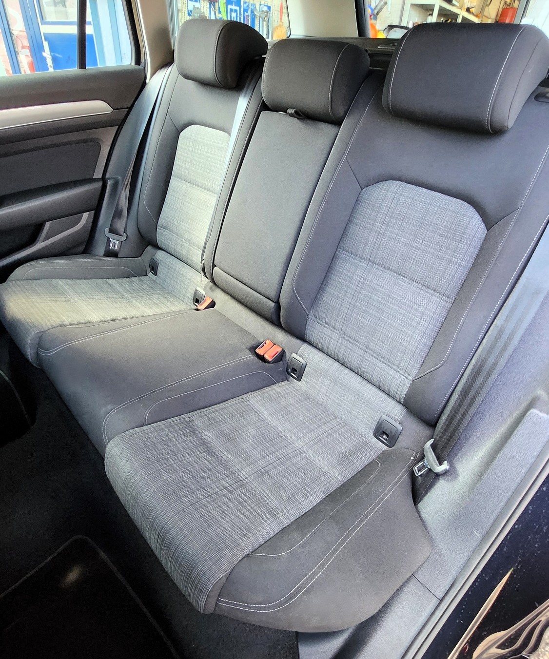 VW Passat 2.0 TDI BMT Business DSG-image-10