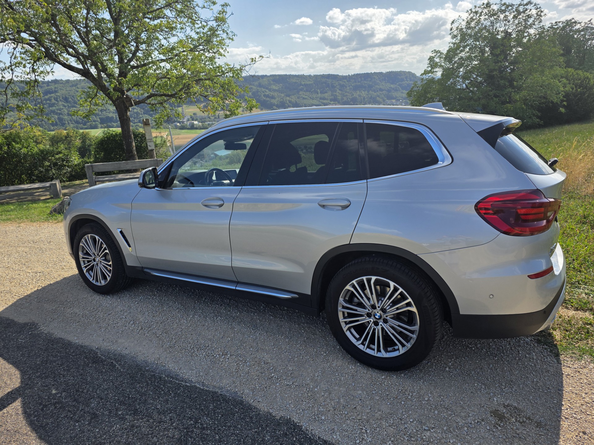 BMW 25d xDrive-image-7