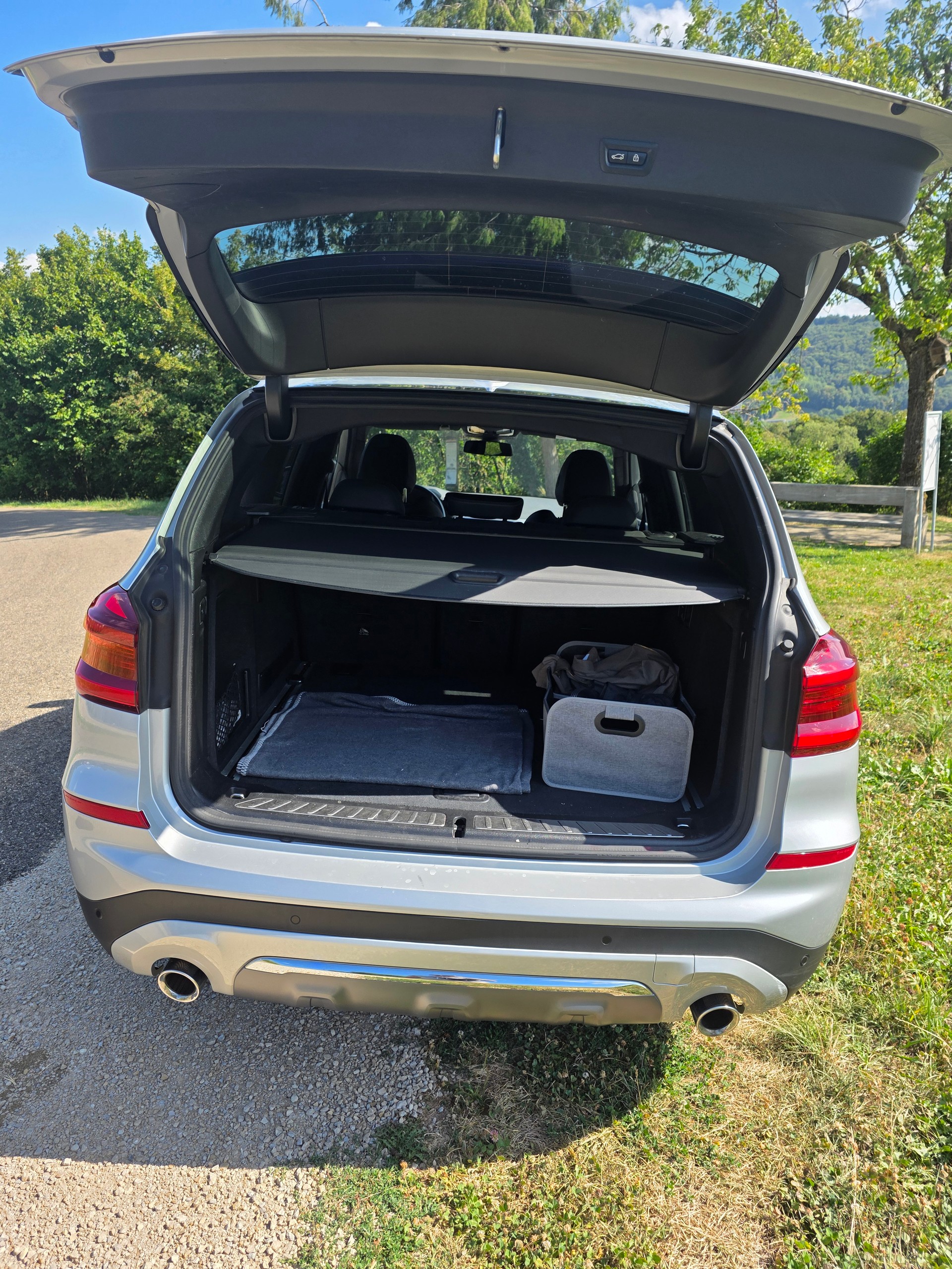 BMW 25d xDrive-image-2