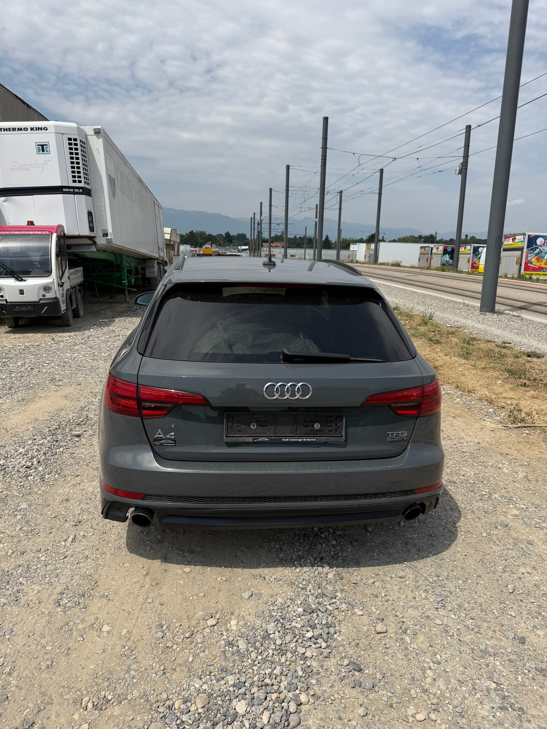 AUDI A4 Avant 2.0 TFSI Sport quattro S-tronic-image-13