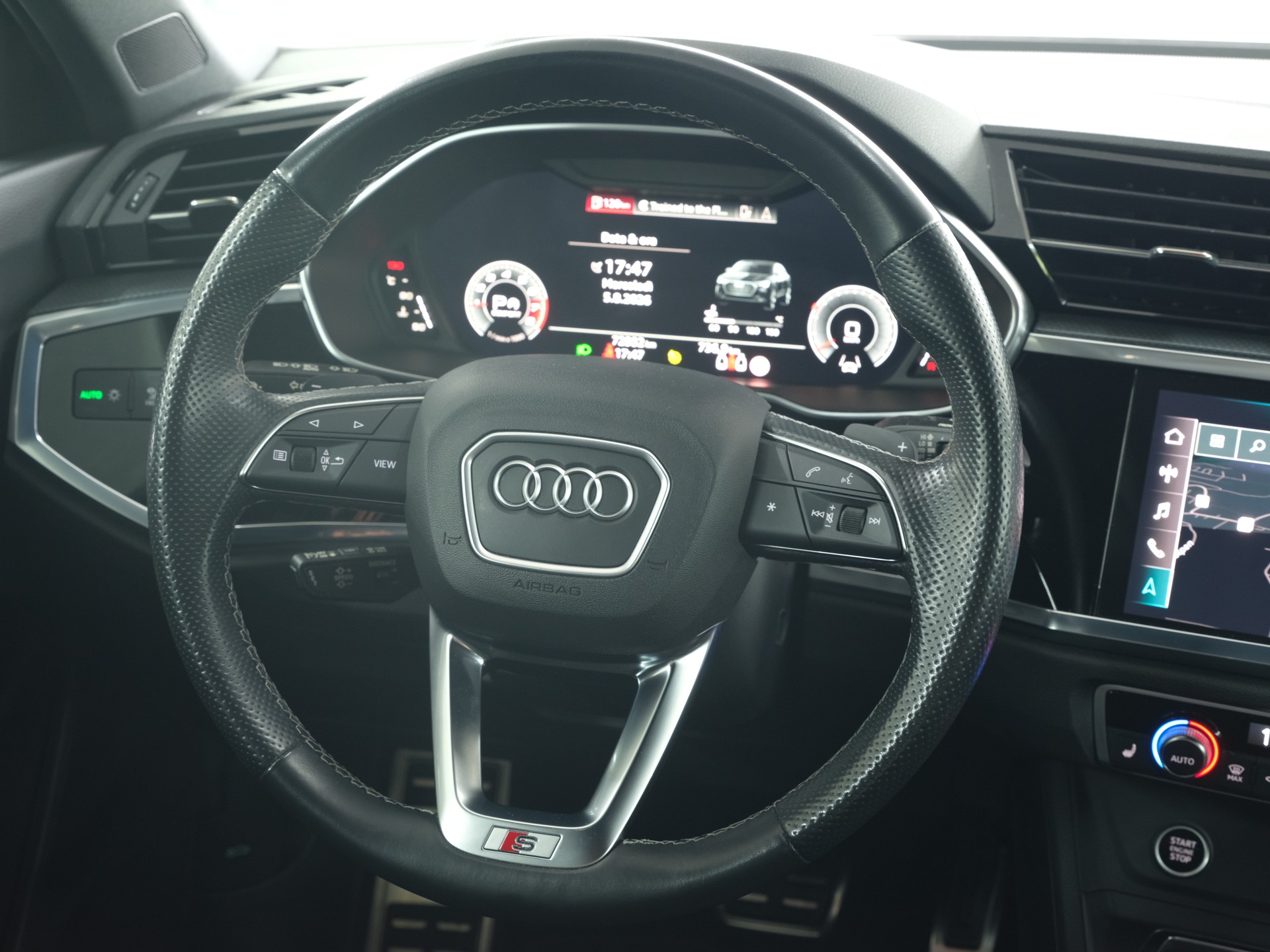 AUDI Q3 Sportback 35 TFSI S line S-tronic *360 Kamera* *S-Line* *Carplay*-image-18