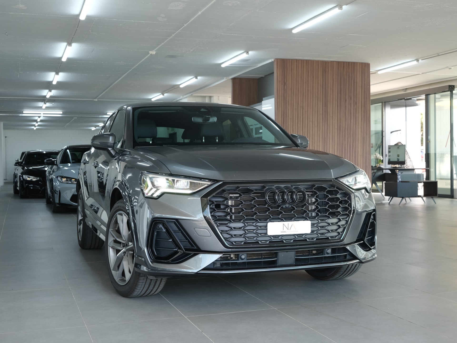 AUDI Q3 Sportback 35 TFSI S line S-tronic *360 Kamera* *S-Line* *Carplay*-image-0