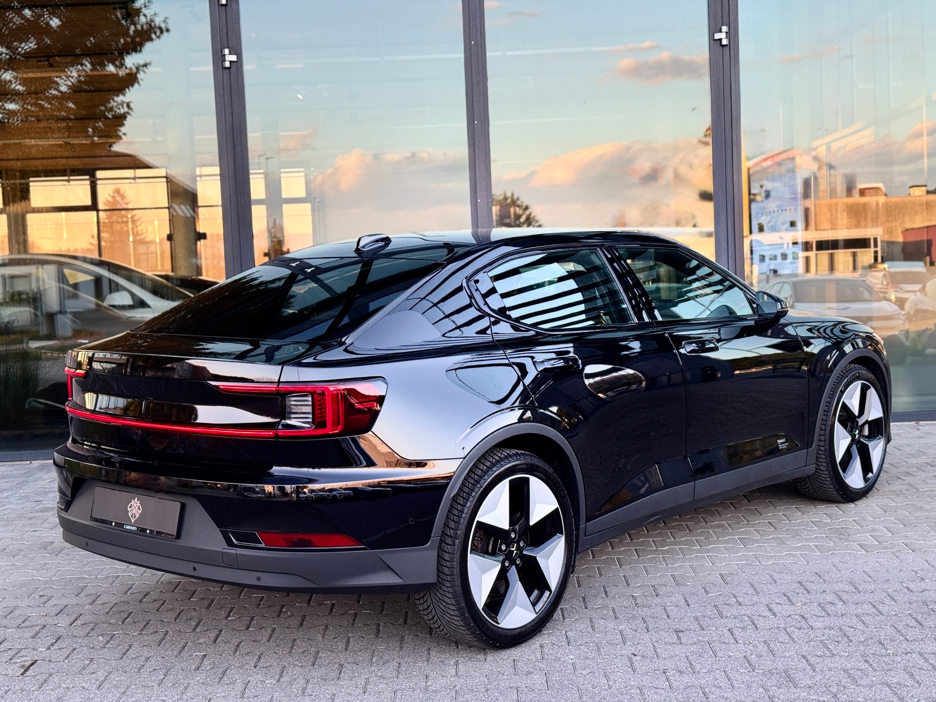POLESTAR Polestar 2 Long Range Dual 78 kWh MY23-image-3