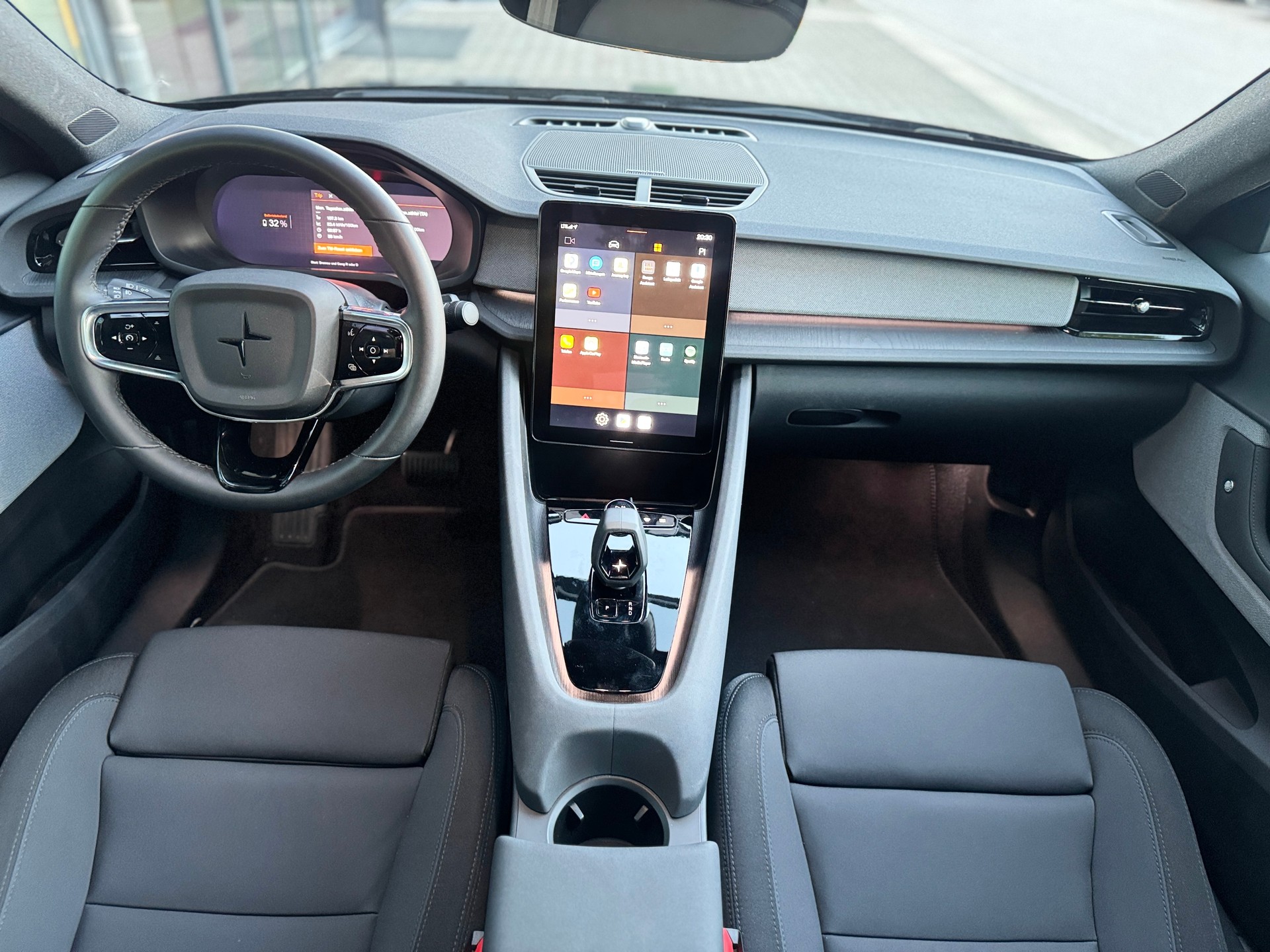 POLESTAR Polestar 2 Long Range Dual 78 kWh MY23-image-7