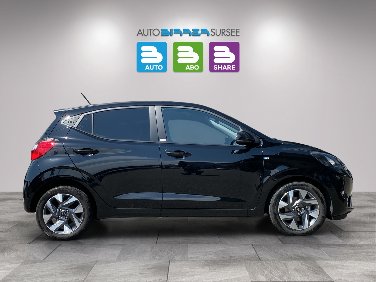 HYUNDAI i10 1.2 Amplia-image-3