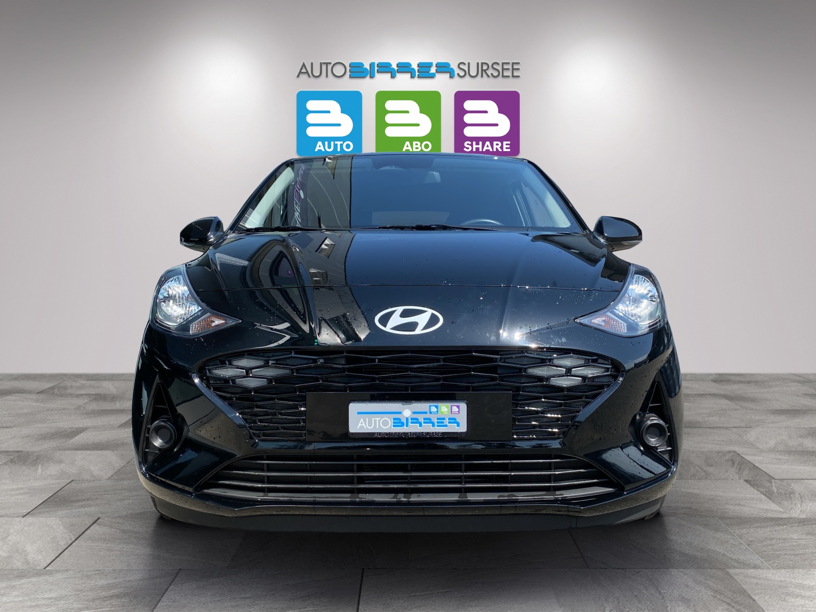 HYUNDAI i10 1.2 Amplia-image-1