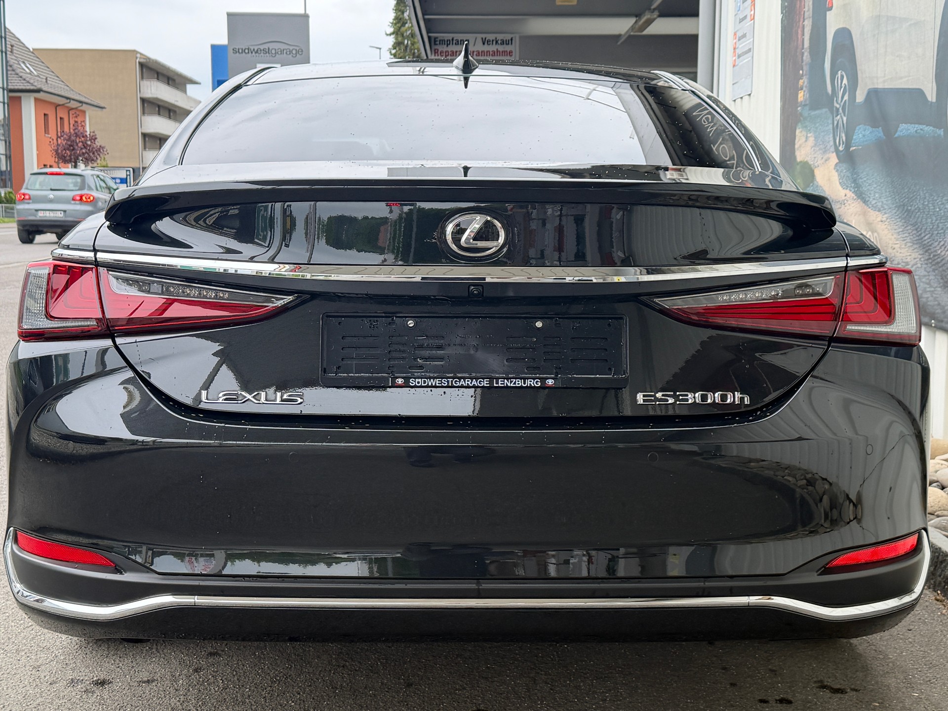 LEXUS ES 300h Comfort-image-5