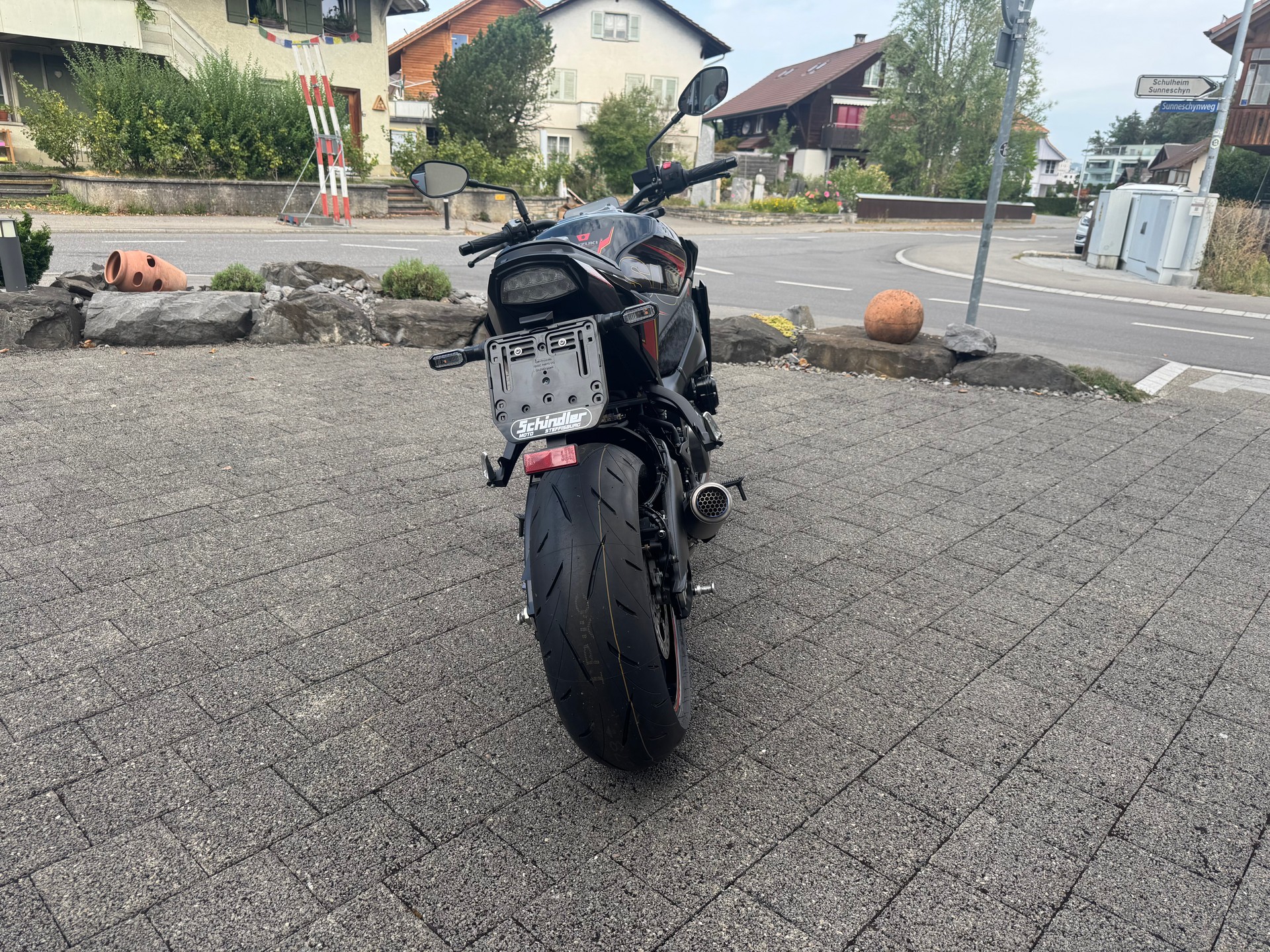 SUZUKI GSX-S 1000-image-3