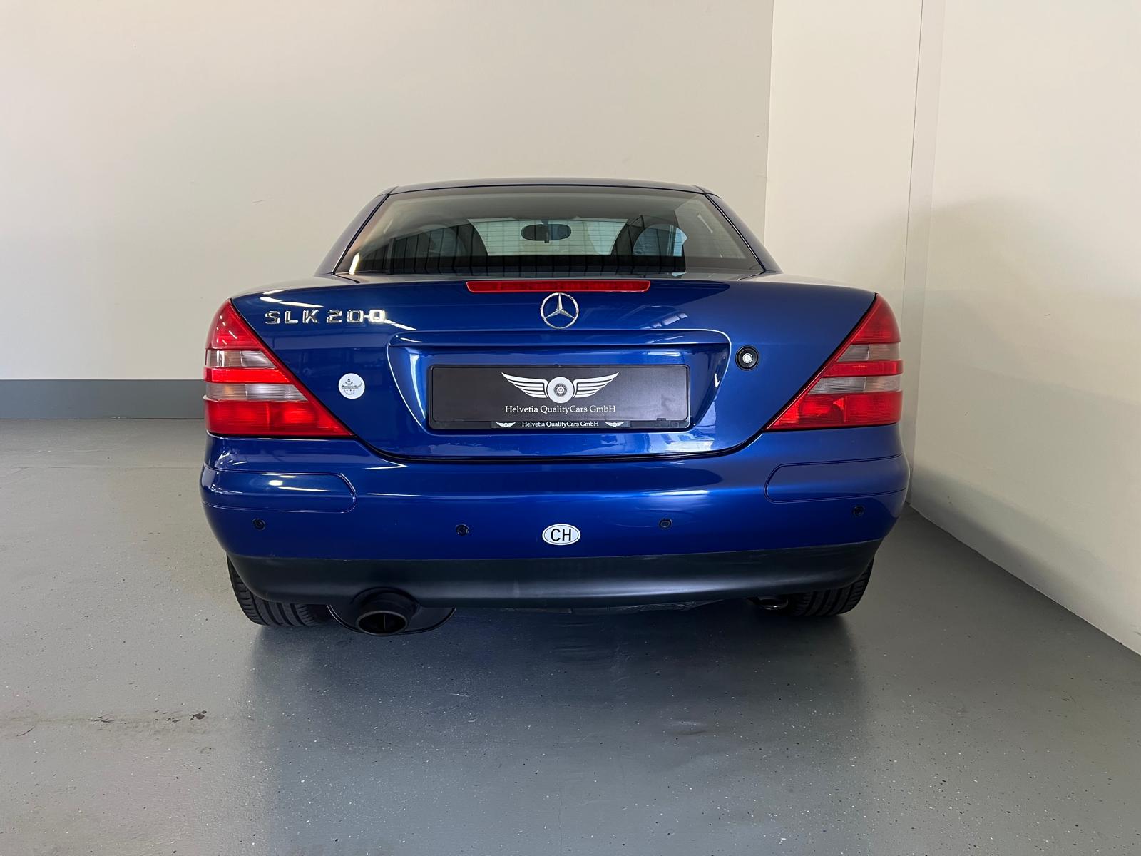 MERCEDES-BENZ SLK 200-image-24