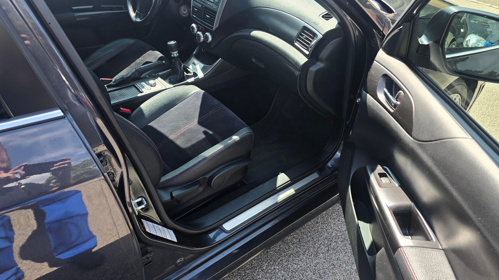 SUBARU WRX STI 2.5 T Sport-image-12