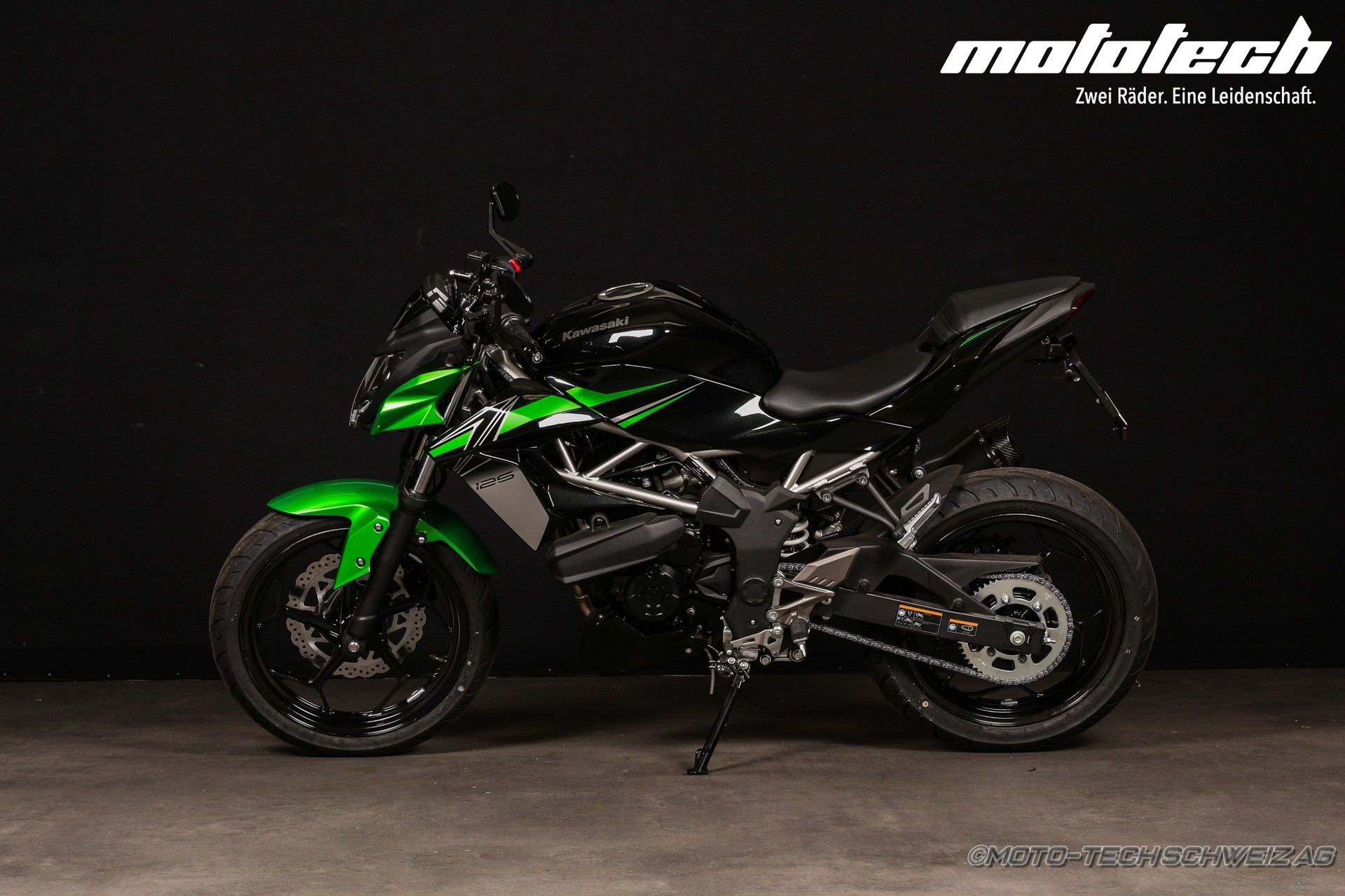 KAWASAKI Z 125-showroom-element-3