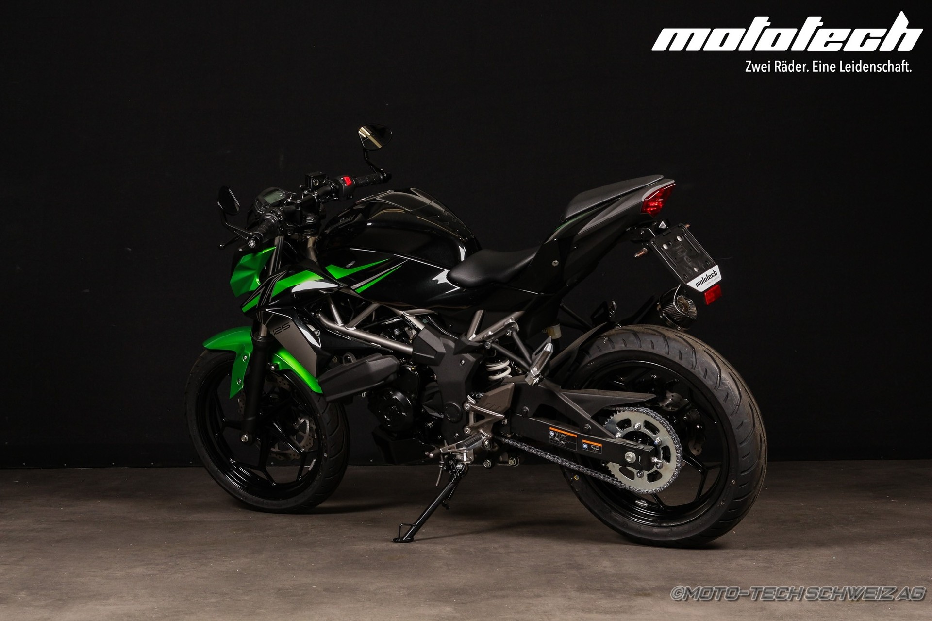 KAWASAKI Z 125-showroom-element-2