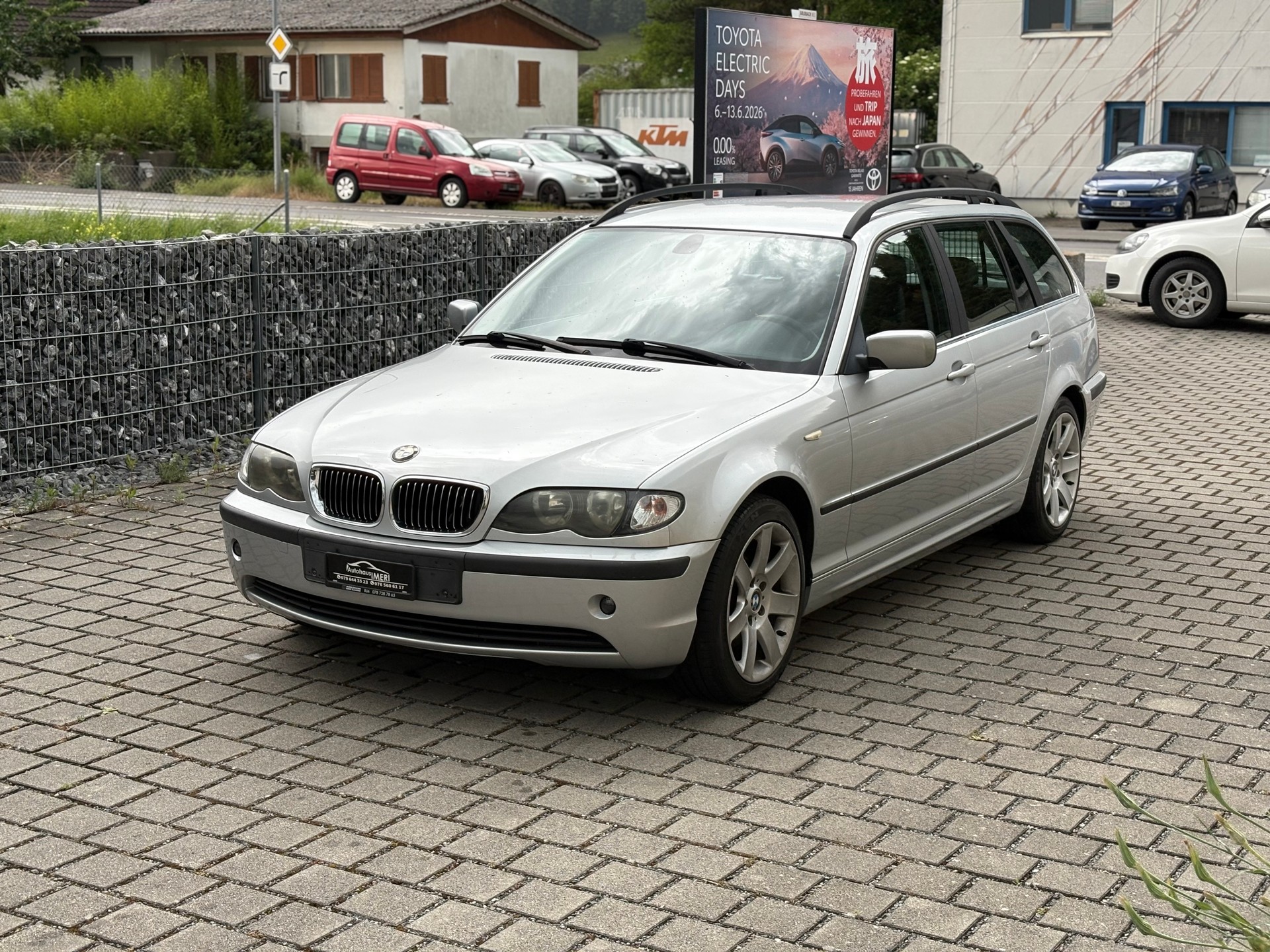 BMW 320i Touring Frisch ab MFK 26.06.2026-image-0