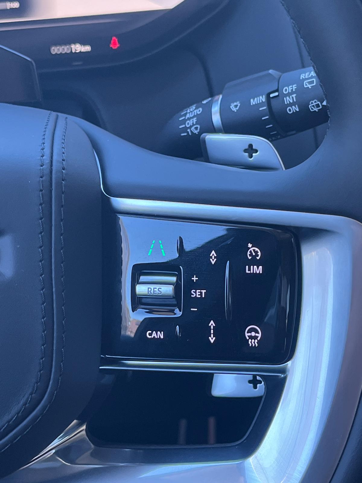 LAND ROVER Range Rover Autobiography 3.0 PHEV 550 AWD-image-26