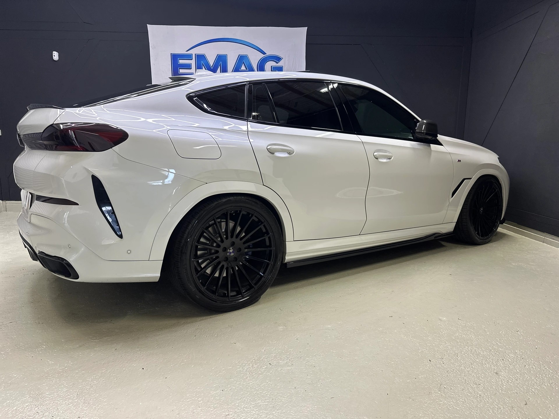 BMW X6 xDrive 48V 40d Steptronic M Sport-image-5