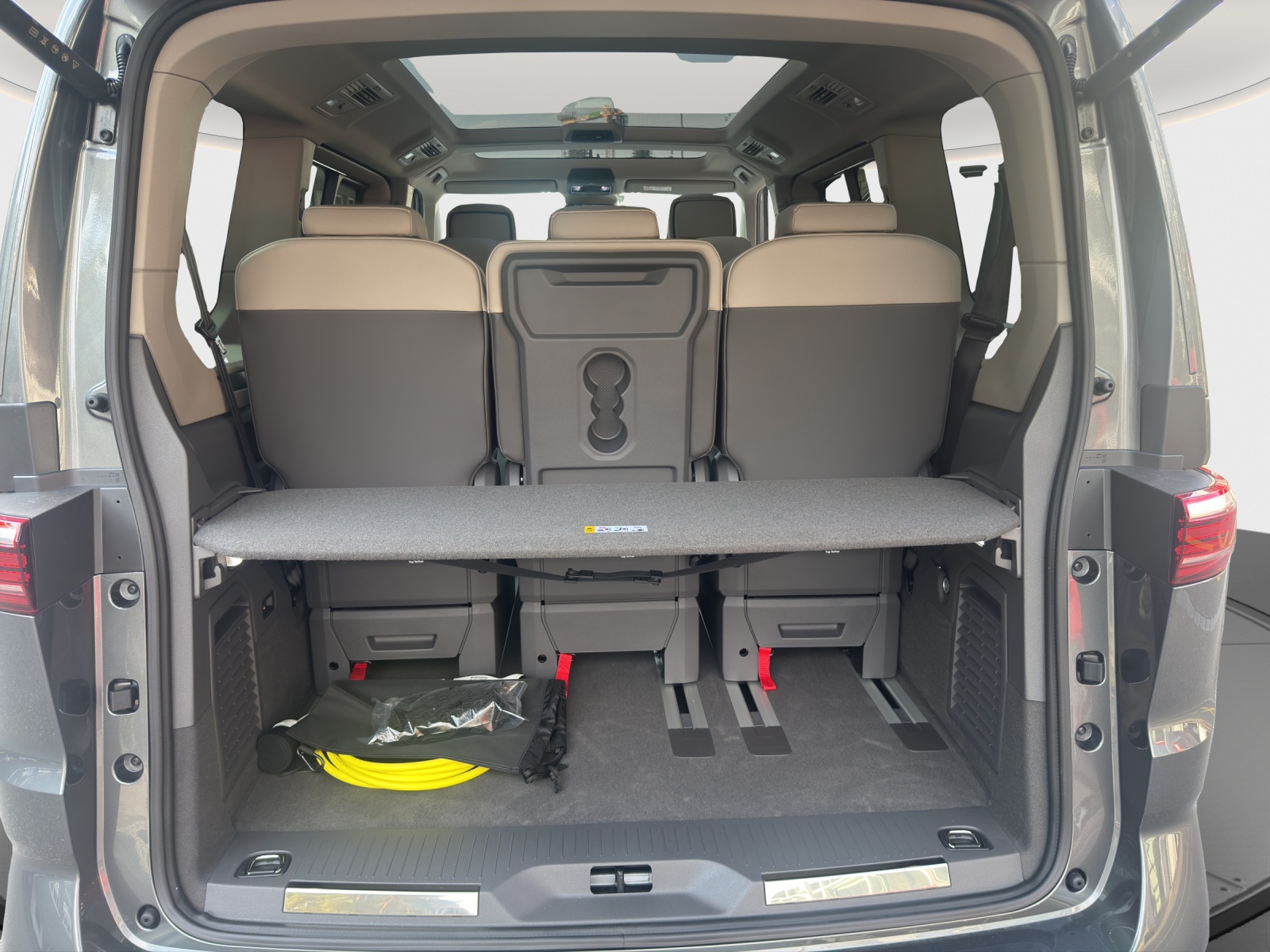 VW Multivan 1.5 eHybrid Style Liberty 4Motion DSG-image-12