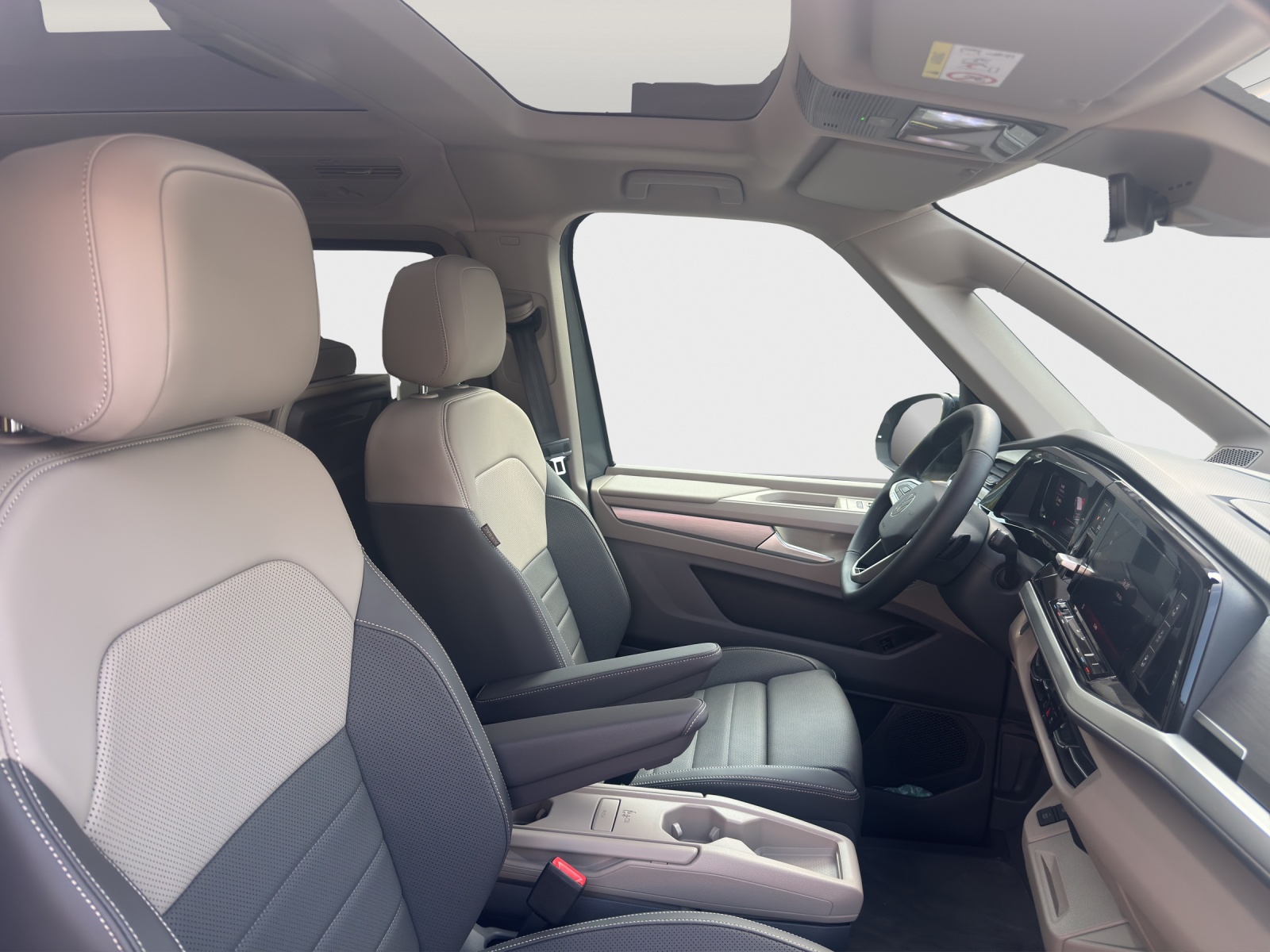 VW Multivan 1.5 eHybrid Style Liberty 4Motion DSG-image-9
