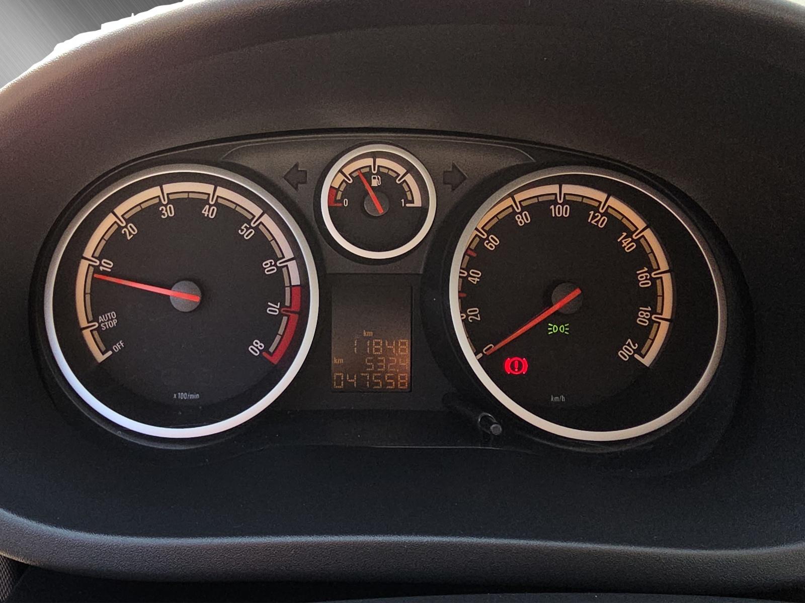 OPEL Corsa 1.4i eFLEX Anniversary S/S-image-12