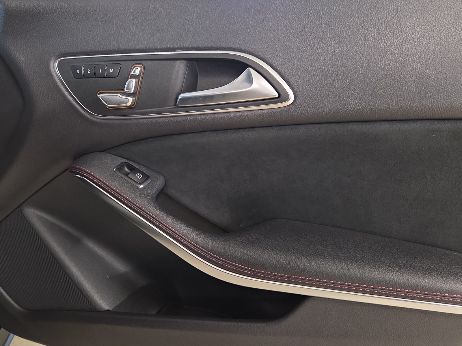 Image MERCEDES-BENZ CLA-250 CLA 250 AMG Line 4Matic