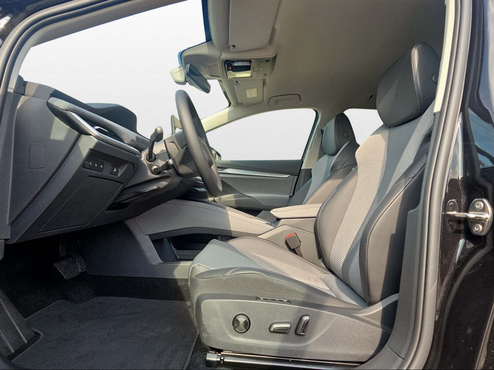 SKODA Enyaq 85x Dynamic 4x4-image-6