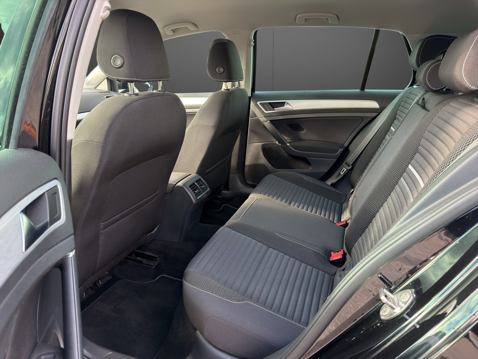 VW Golf 1.2 TSI Cup-image-4