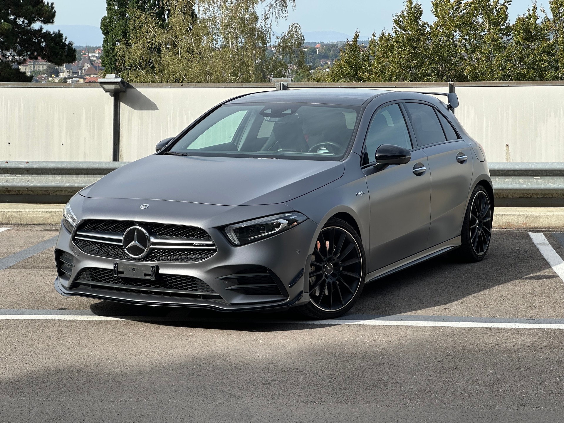 MERCEDES-BENZ A 35 AMG 4matic