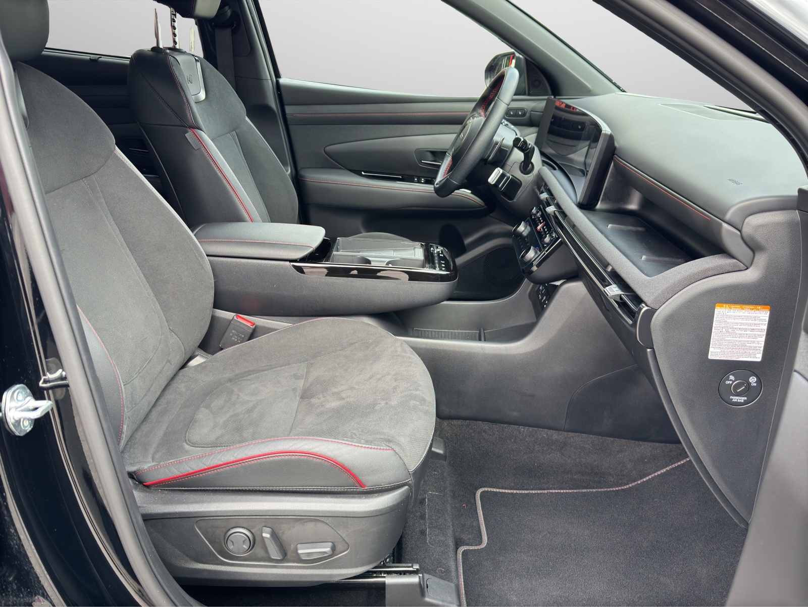 HYUNDAI Tucson 1.6 T-GDi HEV N-Line LUX.pack 4WD MY25-image-7