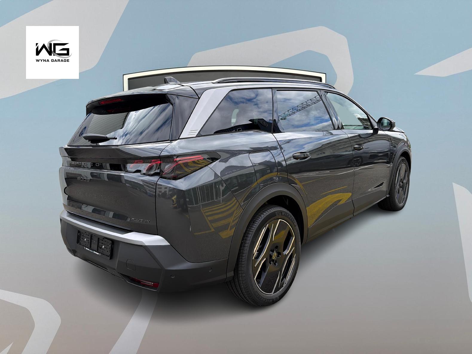 PEUGEOT 5008 1.6 PHEV 225 GT Exclusive-image-4