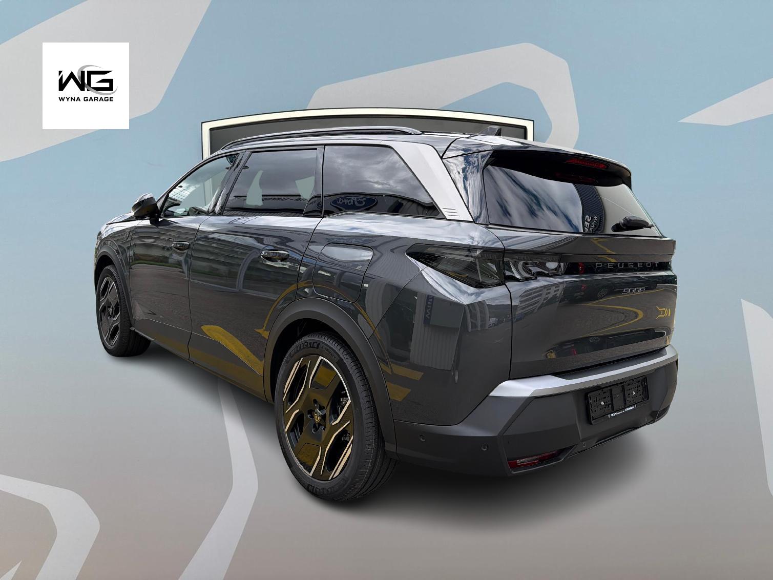 PEUGEOT 5008 1.6 PHEV 225 GT Exclusive-image-2