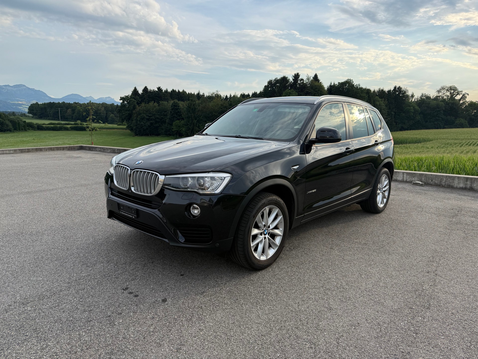 BMW X3 xDrive 28i xLine Steptronic-image-1