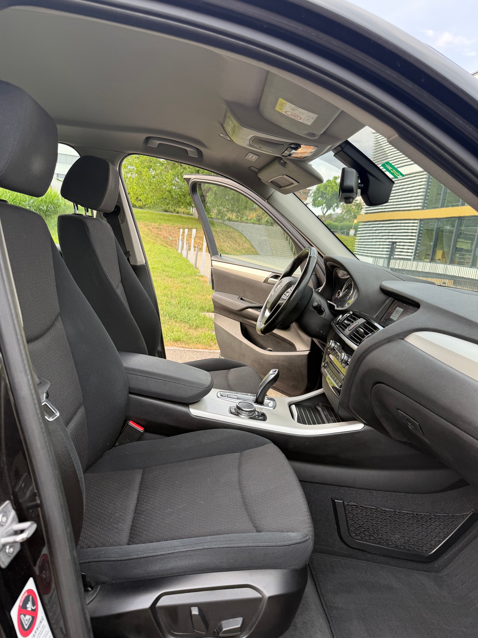BMW X3 xDrive 28i xLine Steptronic-image-9