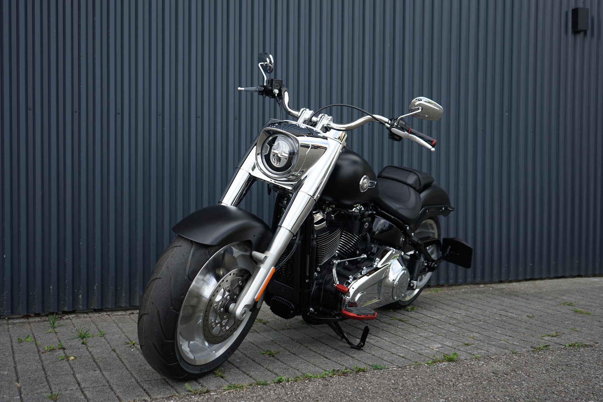 HARLEY-DAVIDSON FLFBS Fat Boy 114-showroom-element-1