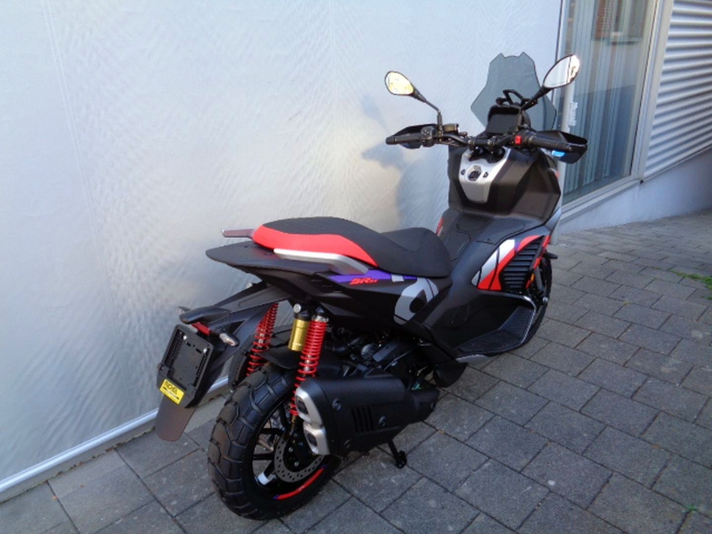 APRILIA SR GT400 E5 RALLY REPLICA-image-5