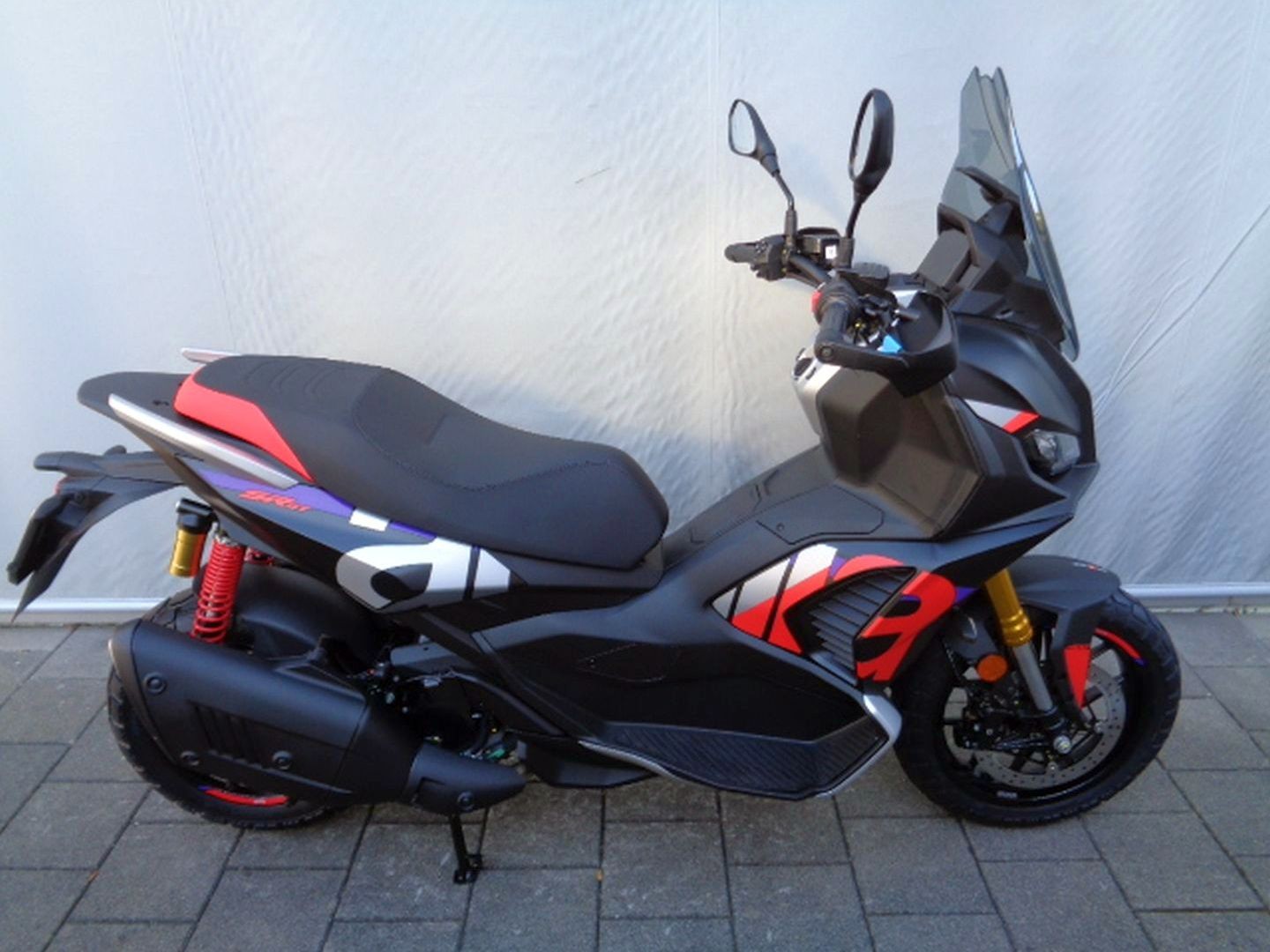 APRILIA SR GT400 E5 RALLY REPLICA-showroom-element-3