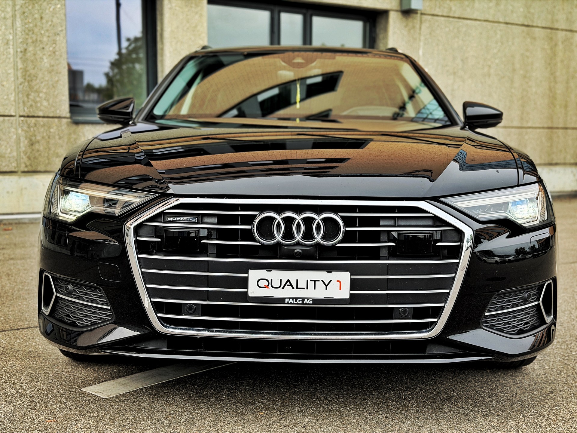 AUDI A6 Avant 40 TDI Sport Attraction quattro S-tronic-image-8