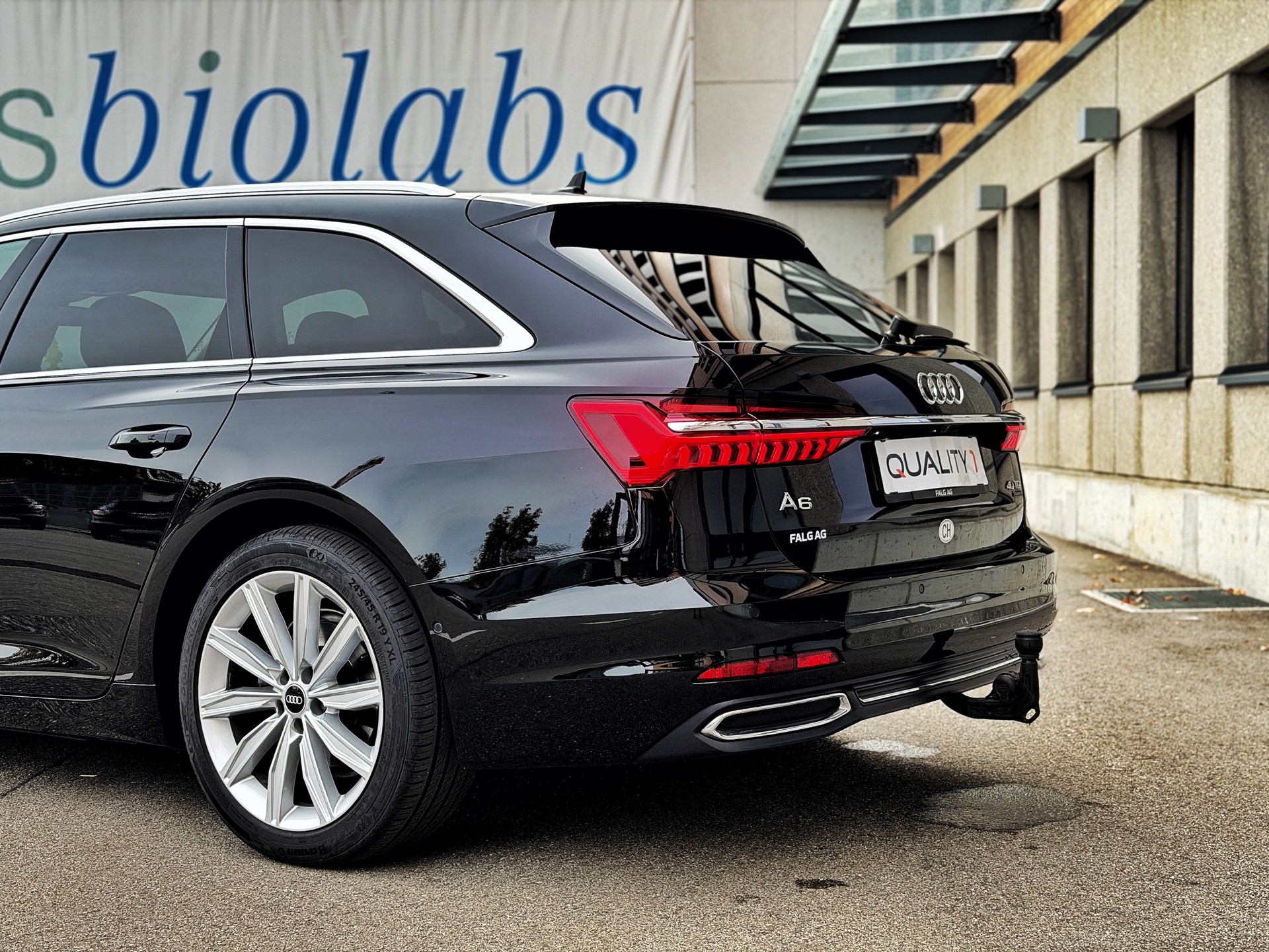 AUDI A6 Avant 40 TDI Sport Attraction quattro S-tronic-image-9