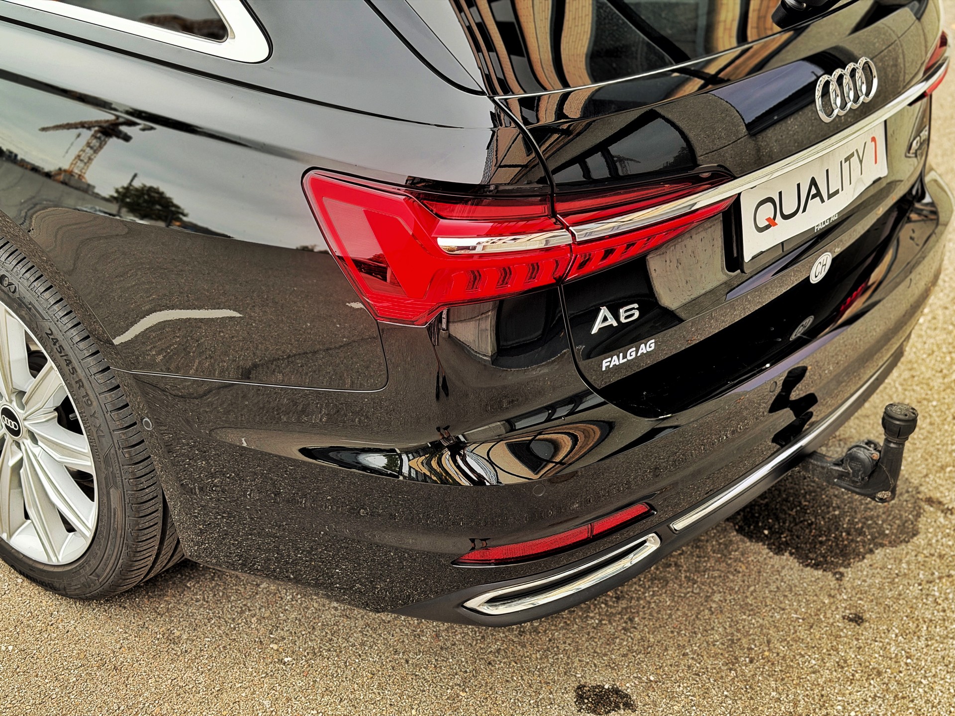 AUDI A6 Avant 40 TDI Sport Attraction quattro S-tronic-image-10