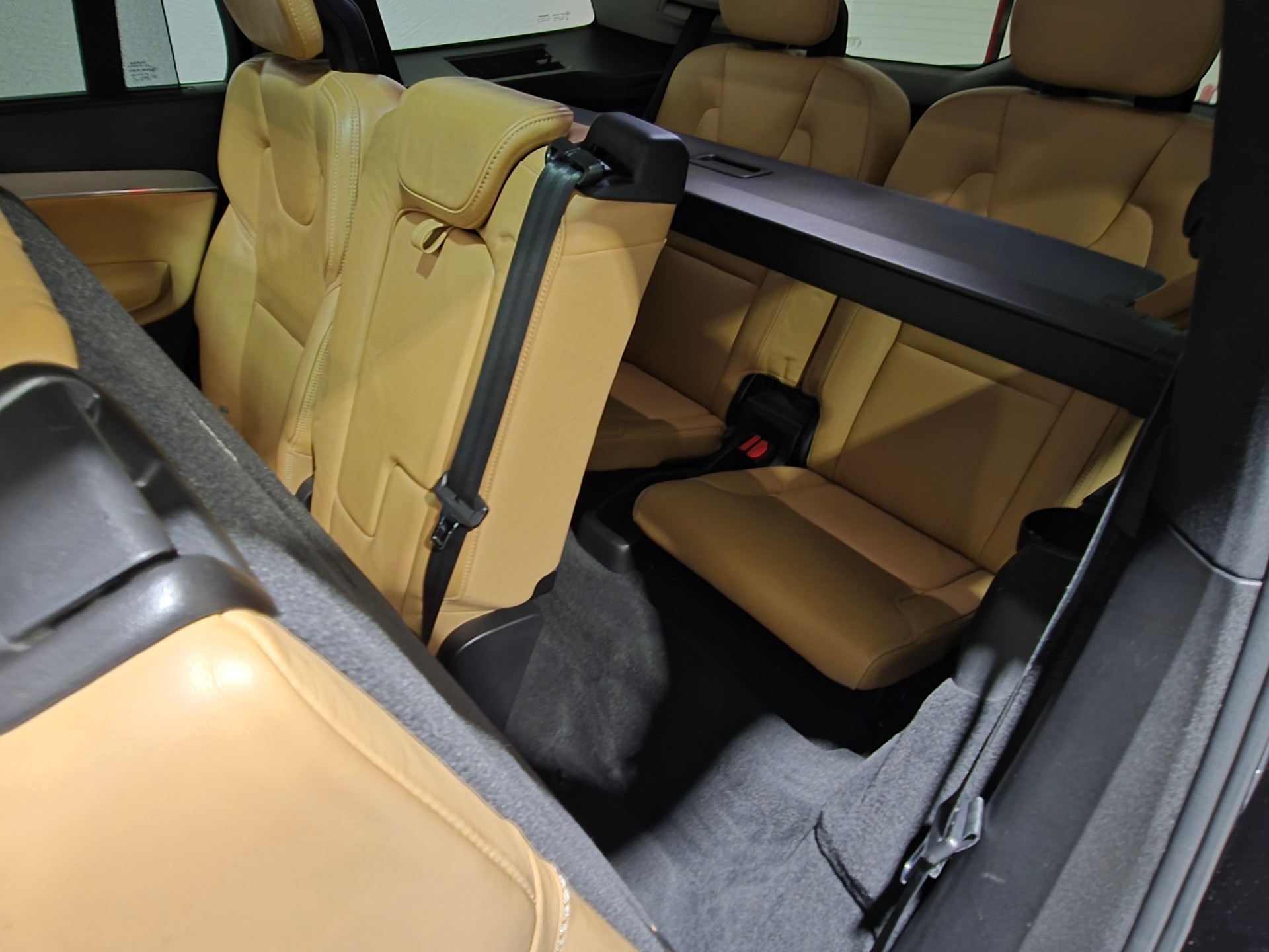VOLVO XC90 D5 AWD Inscription Geartronic-image-19