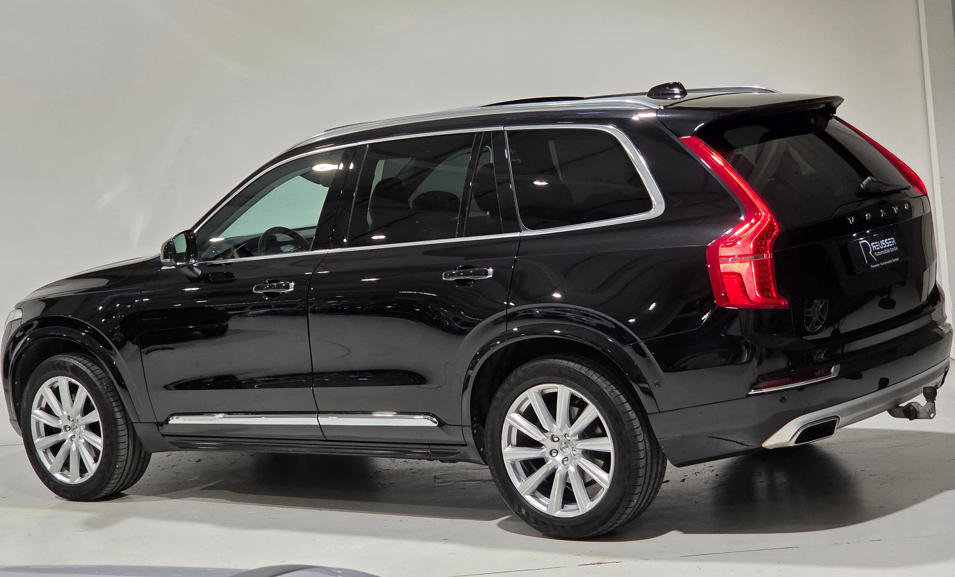 VOLVO XC90 D5 AWD Inscription Geartronic-image-2