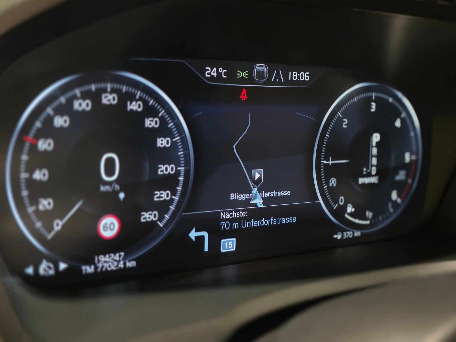 VOLVO XC90 D5 AWD Inscription Geartronic-image-7